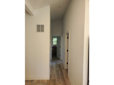 Freshly remodeled 3-bedroom, 1.5-bath ranch-style home situated - photo 30