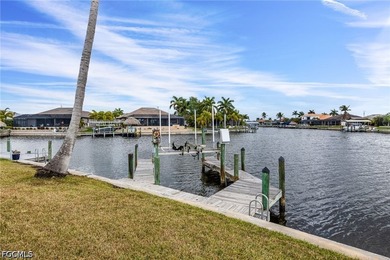 Exceptional Gulf-access location! This 3-bedroom, 2.5-bath home - photo 31