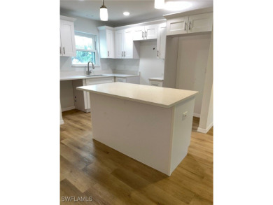 (private lake, pond, creek) Condo For Sale in Fort Myers Florida