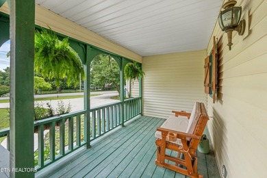 Welcome to this charming 3 bedroom, 2.5 bath home located within - photo 33