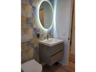 Freshly remodeled 3-bedroom, 1.5-bath ranch-style home situated - photo 33