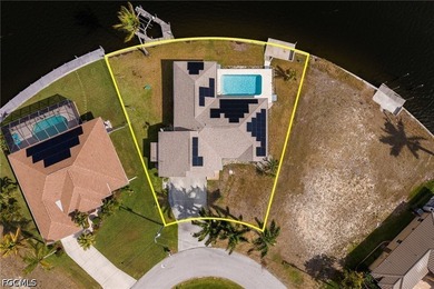 Exceptional Gulf-access location! This 3-bedroom, 2.5-bath home - photo 34