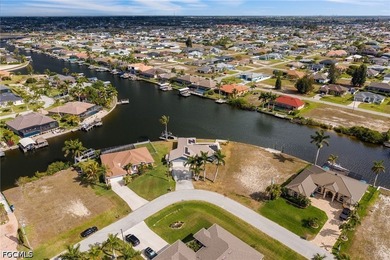 Exceptional Gulf-access location! This 3-bedroom, 2.5-bath home - photo 35