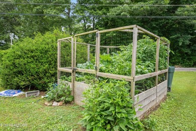 Welcome to this charming 3 bedroom, 2.5 bath home located within - photo 35