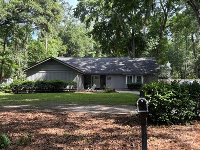 Just reduced to $425 000. Must see beautiful in-ground pool plus - photo 4