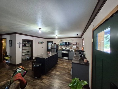 Investor Opportunity - Highway Frontage Shopdominium with - photo 7