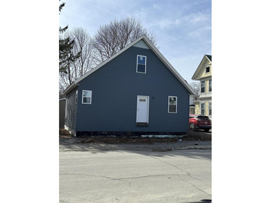 Major Value-Add Opportunity | Colonial in Bangor -- Sold As-Is - photo 2