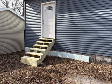 Major Value-Add Opportunity | Colonial in Bangor -- Sold As-Is - photo 7
