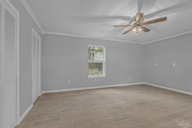Beautifully renovated, fully furnished, and move-in ready! - photo 11