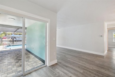 Welcome to your waterfront life; this spectacular 3 bedroom, 2 - photo 12