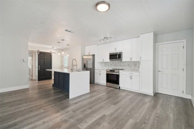Welcome to your waterfront life; this spectacular 3 bedroom, 2 - photo 13