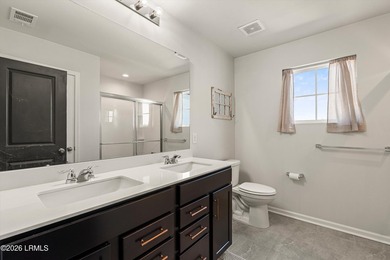 Welcome to sought-after Shadow Moss, where comfort, convenience - photo 16