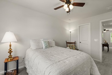 Welcome to sought-after Shadow Moss, where comfort, convenience - photo 21