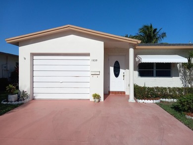PRICED TO SELL! Recently appraised. Move-in ready 2-bedroom - photo 1