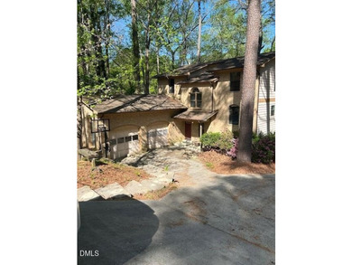 Nestled in a cul-de-sac in the desirable Hope Valley North - photo 1