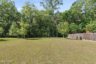 Welcome to sought-after Shadow Moss, where comfort, convenience - photo 25