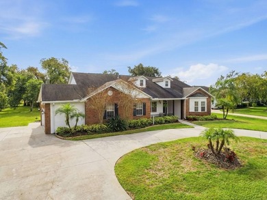 Discover a hidden Tampa area gem in the sought after gated - photo 5