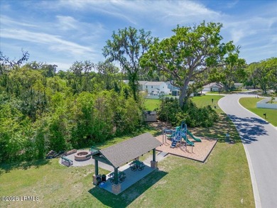 Welcome to sought-after Shadow Moss, where comfort, convenience - photo 27