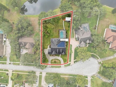 Discover a hidden Tampa area gem in the sought after gated - photo 7