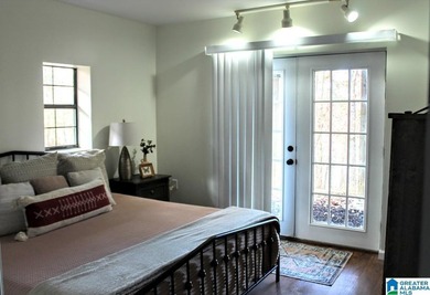 This newly renovated cottage offers privacy, year-round deep - photo 10