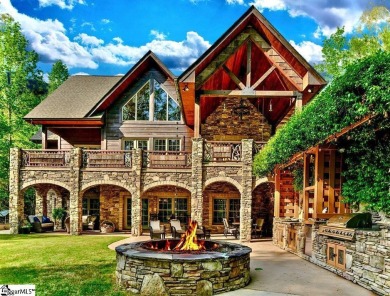 Lake Home For Sale in Fair Play, South Carolina