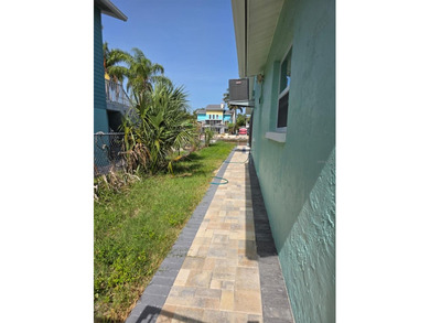 Welcome to your waterfront life; this spectacular 3 bedroom, 2 - photo 52