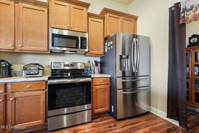 Beautiful 4br/3ba home nestled on a waterfront lot with - photo 11