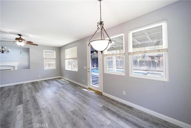 POOL - SPA - LOFT - 4 BEDROOMS - 3 BATHS Welcome to this - photo 13