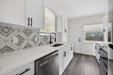 Fully renovated bungalow in central Jacksonville -- just minutes - photo 13