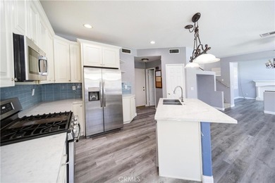 POOL - SPA - LOFT - 4 BEDROOMS - 3 BATHS Welcome to this - photo 19
