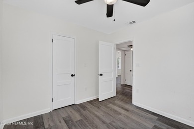 Fully renovated bungalow in central Jacksonville -- just minutes - photo 19