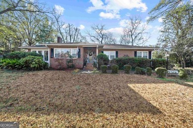 Lake Sinclair Home For Sale in Eatonton Georgia