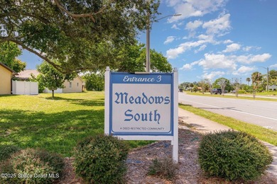 Owner says bring offers!!! Crisp and convenient, this 2 bed, 2 - photo 2