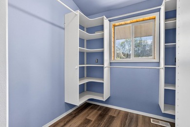 Mission Lake Waterfront at its best. This custom-built home has - photo 28