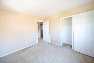 POOL - SPA - LOFT - 4 BEDROOMS - 3 BATHS Welcome to this - photo 31