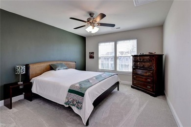 Bright & Spacious Home with Basement in Greensprings West! Open - photo 31