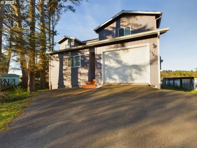 Lake Home For Sale in Lincoln City, Oregon