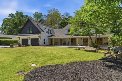 Stunning expanded and fully renovated home in sought-after - photo 4