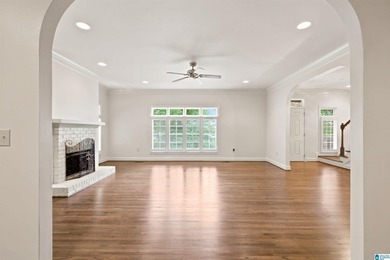 If you're looking for a private setting in Homewood, this - photo 7