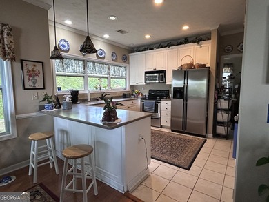 Great home on the best part of Lake Oconee facing the National - photo 10