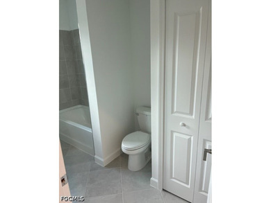 Welcome to the Townhomes at Timber Creek! Single family style - photo 16