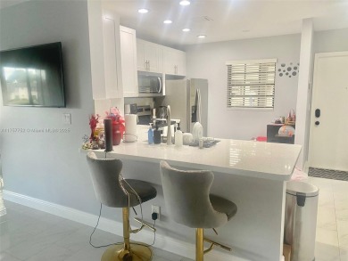 Lake Condo For Sale in Sunrise, Florida