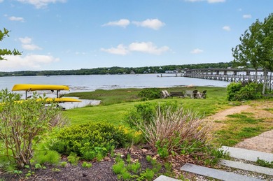 Enjoy effortless waterfront living at Sheepscot Harbour Village - photo 23