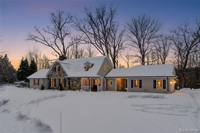 (private lake, pond, creek) Home For Sale in Franklin Michigan