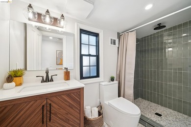 Traditional elegance meets modern luxury in this beautifully - photo 33
