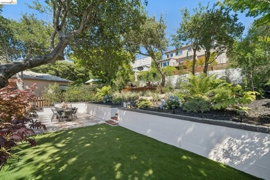 Traditional elegance meets modern luxury in this beautifully - photo 39