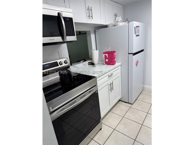 For sale spacious one-Bedroom one-Bath condo unit, with a large - photo 9