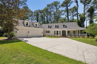 Nestled in the highly desirable Landings community, this - photo 4