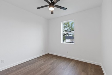 Welcome to this beautifully crafted new construction home - photo 13