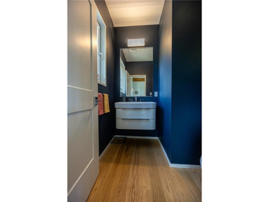 Welcome to a truly exceptional year round residence on Mohegan - photo 14